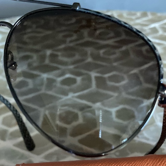 Tory Burch TY6021Q Sunglasses 398/8E- Grey Python Frame/Green Gradient Lenses - Picture 11 of 14